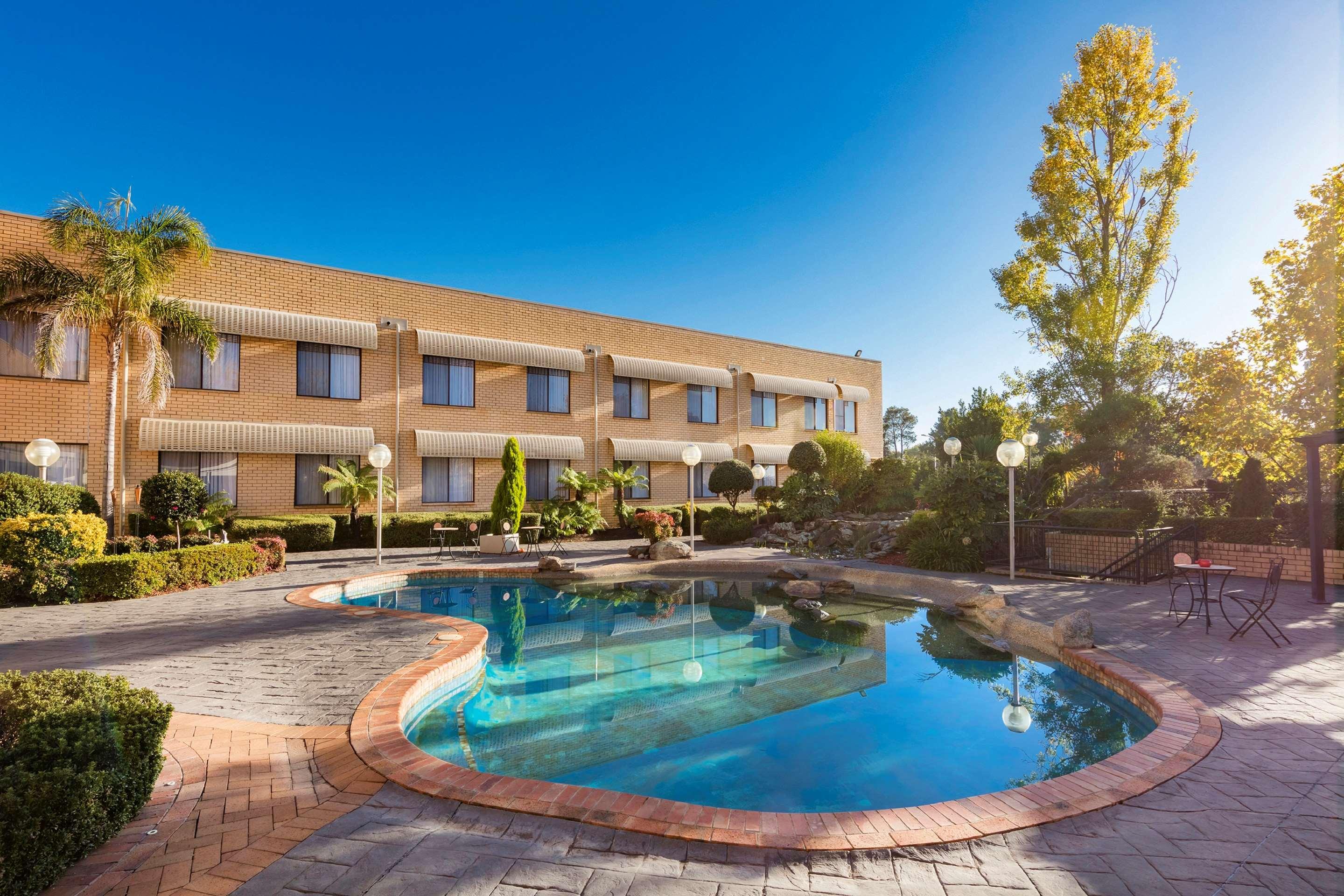 Garden City Hotel, Best Western Signature Collection Canberra Ngoại thất bức ảnh