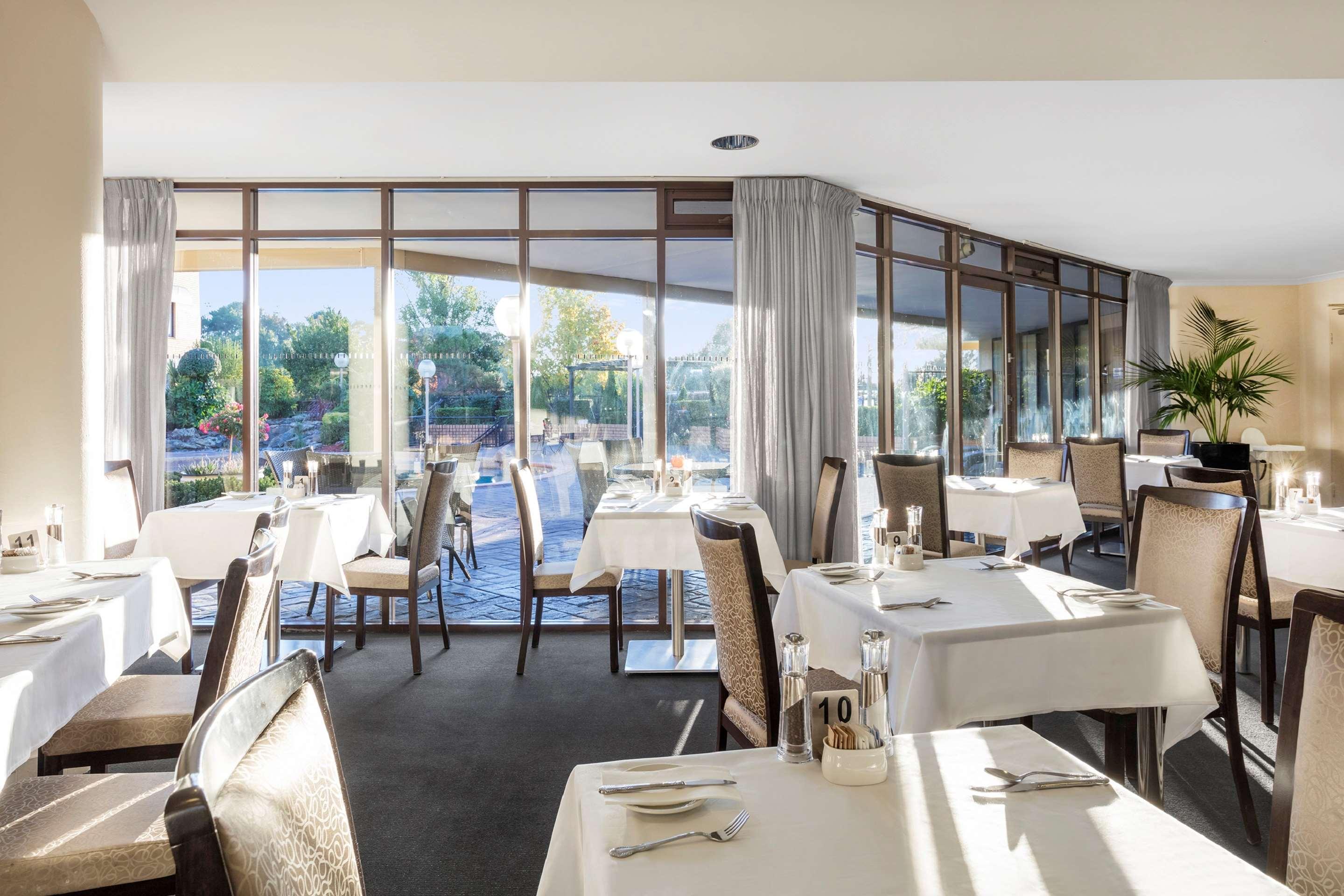 Garden City Hotel, Best Western Signature Collection Canberra Ngoại thất bức ảnh