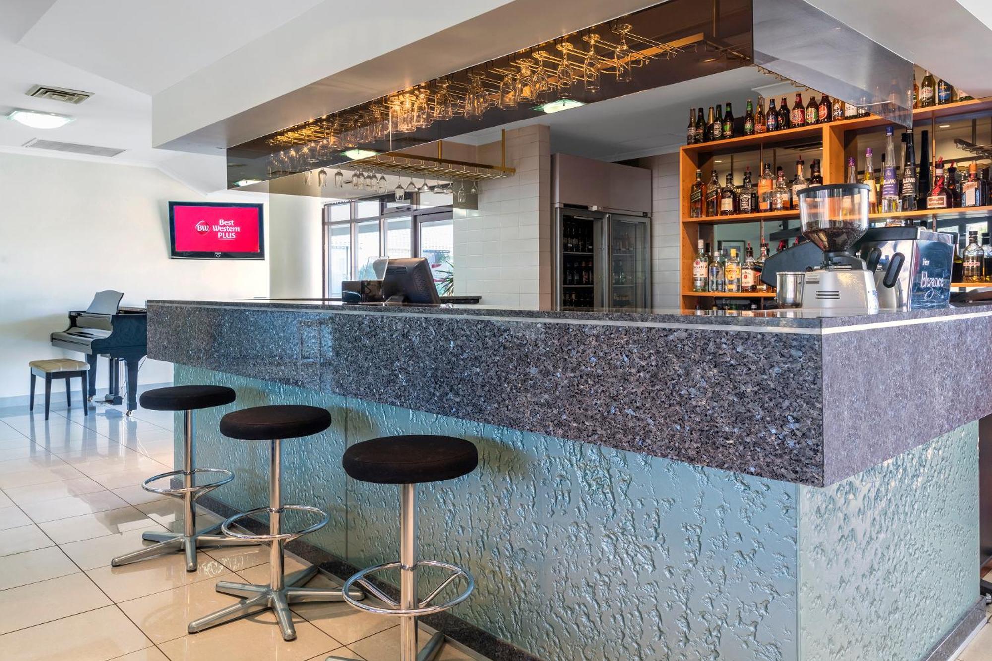 Garden City Hotel, Best Western Signature Collection Canberra Ngoại thất bức ảnh