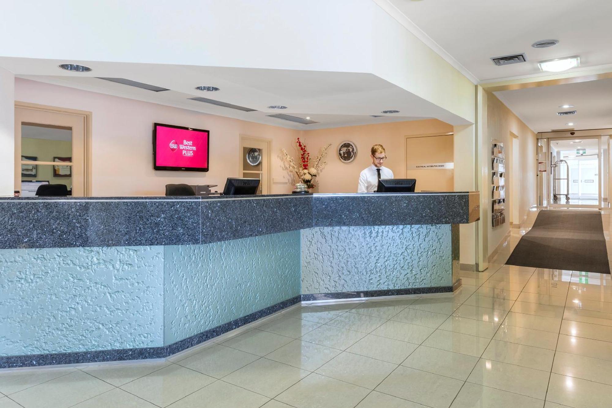 Garden City Hotel, Best Western Signature Collection Canberra Ngoại thất bức ảnh