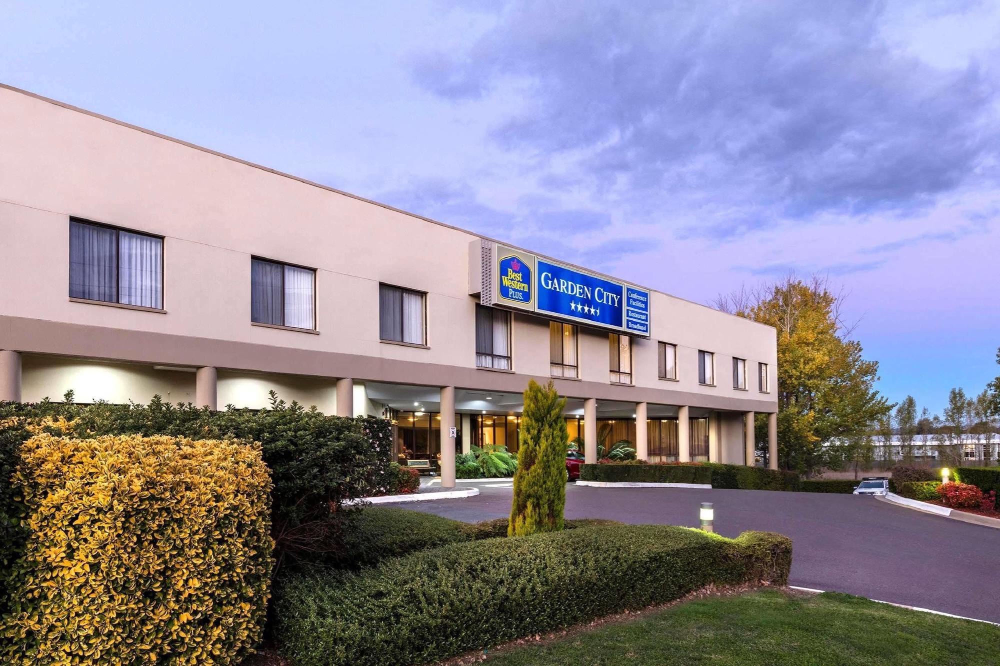 Garden City Hotel, Best Western Signature Collection Canberra Ngoại thất bức ảnh