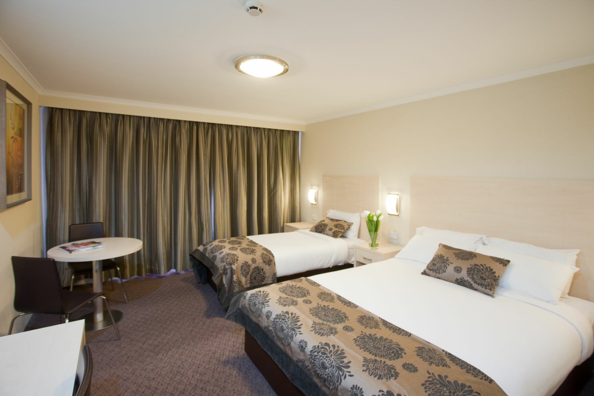 Garden City Hotel, Best Western Signature Collection Canberra Phòng bức ảnh